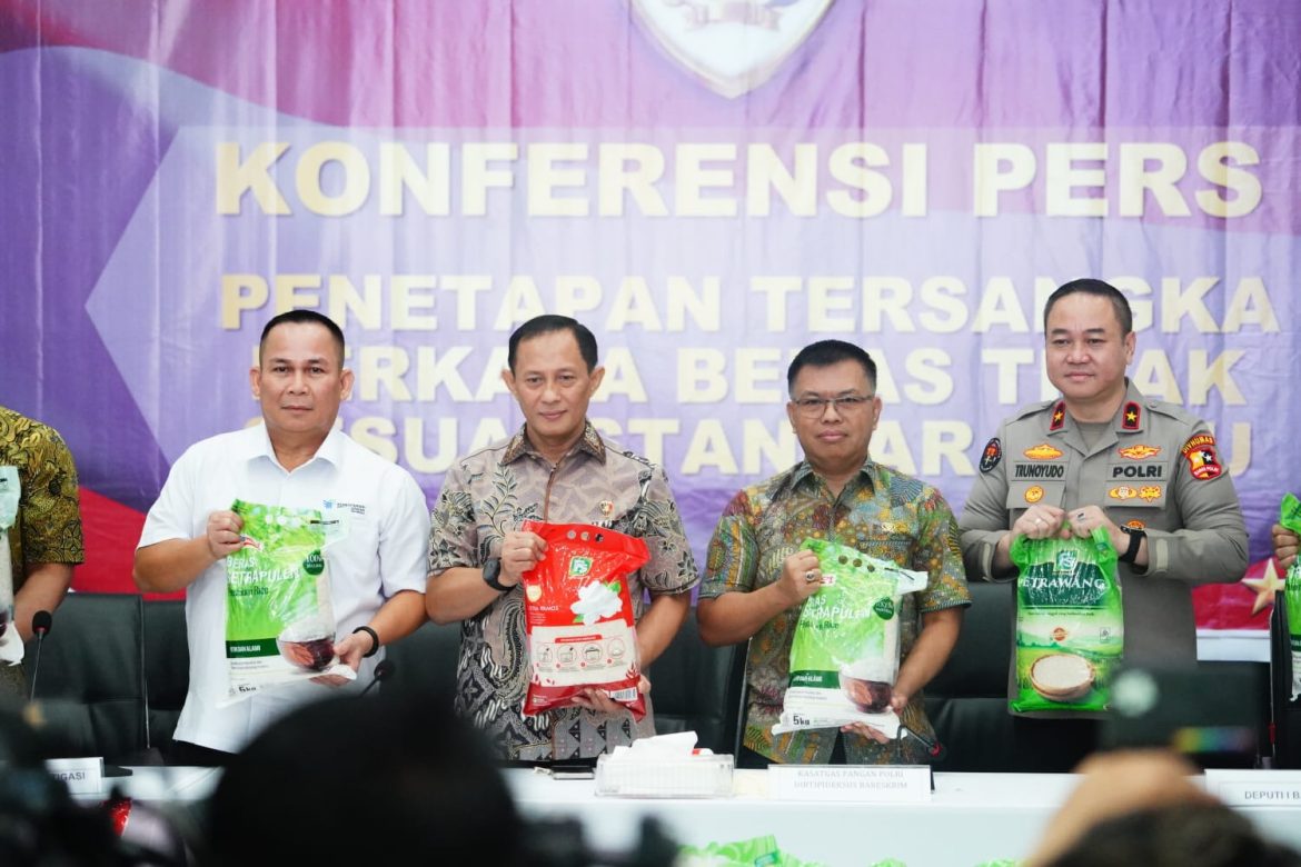 Satgas Pangan Sita 132 Ton Beras Oplosan Produksi PT Food Station   
