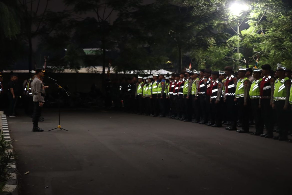 Kapolres Pimpin 277 Personel Operasi Cipta Kondisi di Malam Minggu Kota Tangerang   