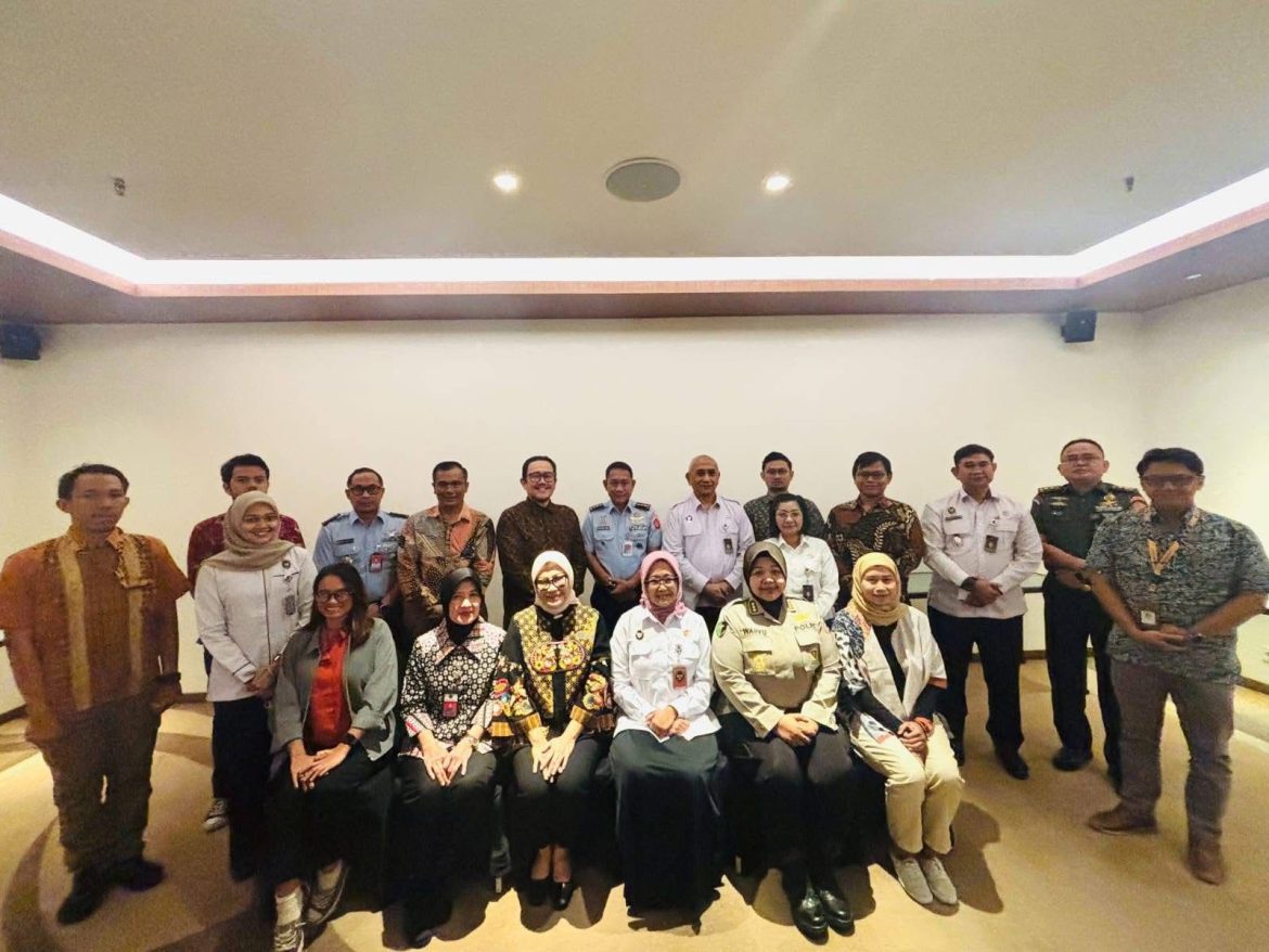 Kemenko Polkam Dorong Peningkatan Kerja Sama Bilateral Indonesia-Belanda dalam Bidang Sejarah Perang   