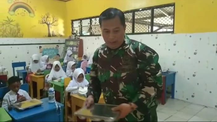 Pendampingan Kodim 0601/Pandeglang Pada Program MBG di Menes Kabupaten Pandeglang   