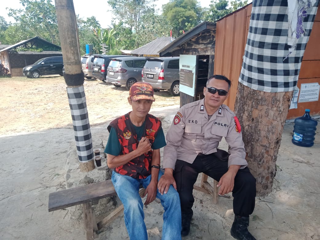 Bhabinkamtibmas Polsek Cijeruk Intensifkan Sambang Warga Desa Ciadeg Untuk Tingkatkan Kamtibmas   