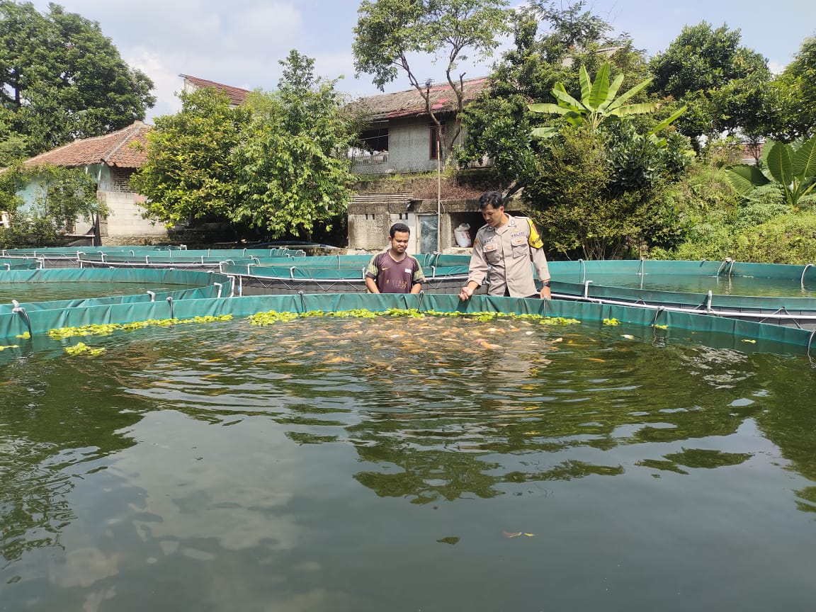 Wujudkan Lingkungan Kondusif, Bhabinkamtibmas Tanjungsari Sampaikan Pesan Kamtibmas   