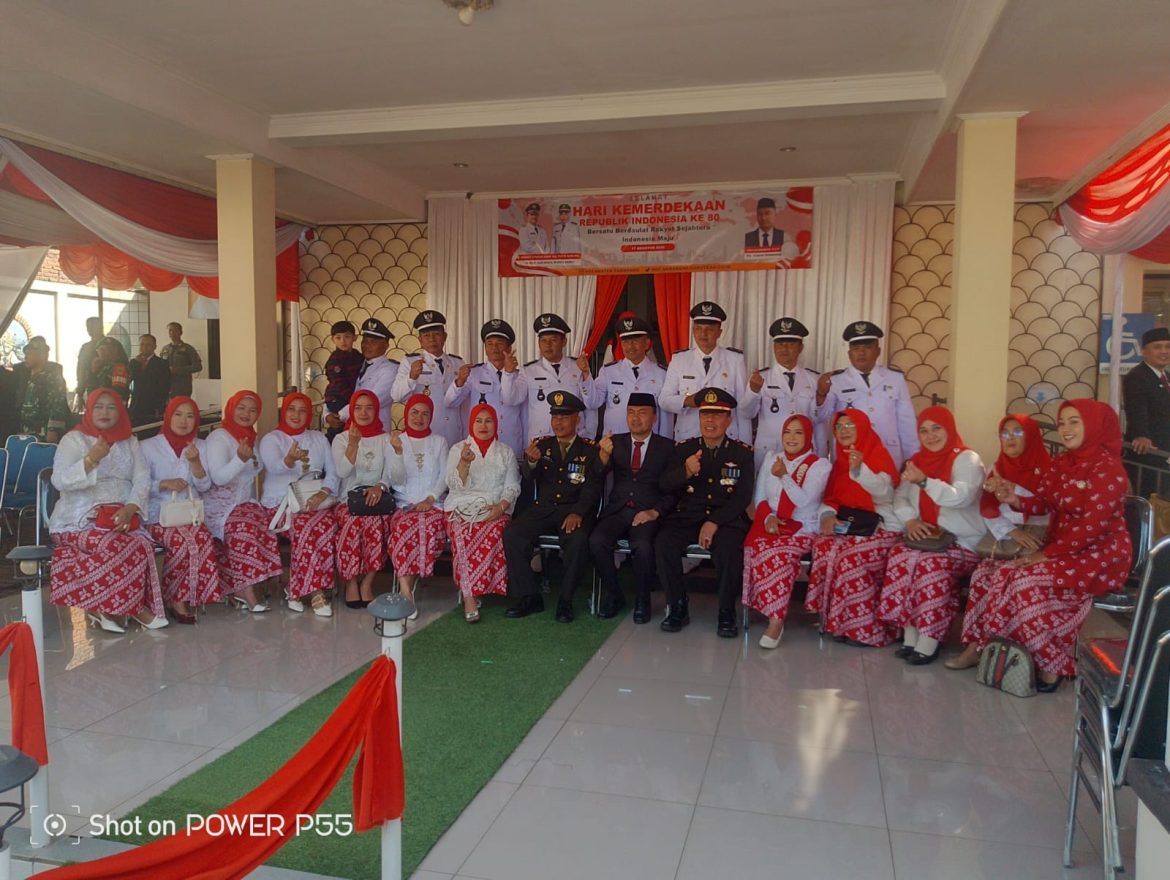 Samarang Gelar Upacara Bendera HUT RI ke-80 dengan Khidmat