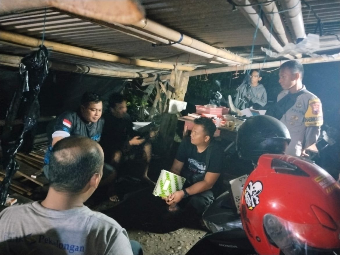 Diduga Tenggelam, Seorang Pemancing Hilang Usai Perahu Terbalik di Muara Sungai Kalikangkung Pekalongan