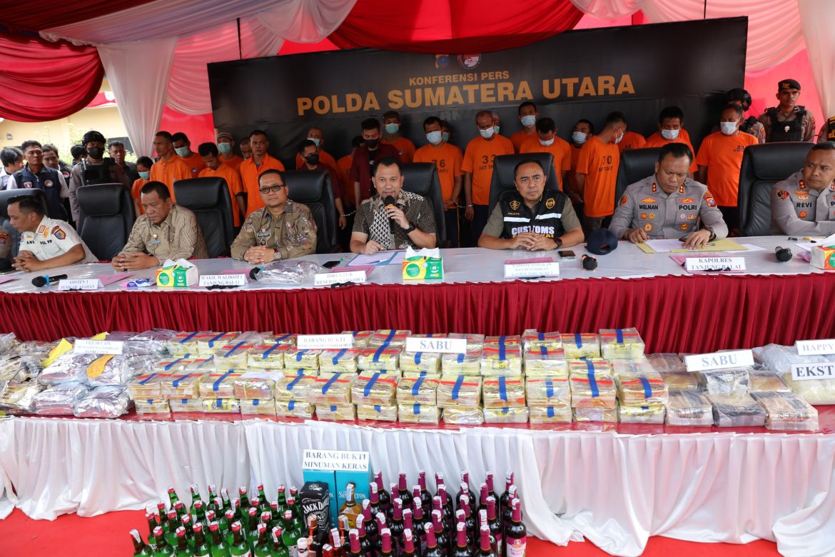 Kunci Berantas Narkoba,Kombes Calvijn: All For One, One For All   