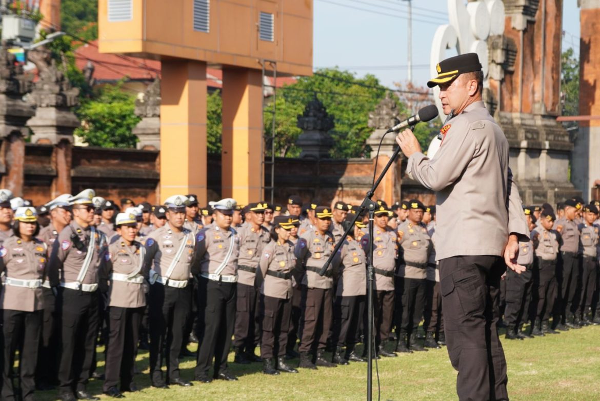Antisipasi Demo Lanjutan, 1.521 Personel Polda Bali Ikuti Apel Siaga   