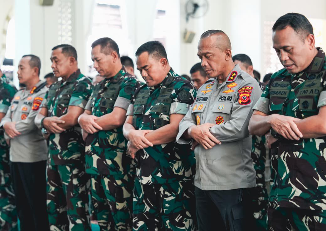 Sholat Ghaib, Kapolda Jabar dan Pangdam III/Siliwangi Doa Bersama untuk Keselamatan Jawa Barat   