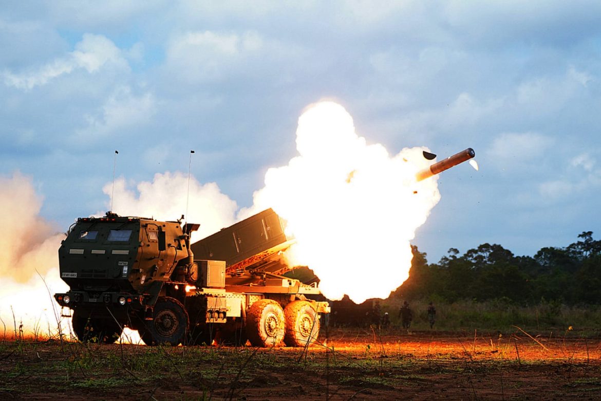 Panglima TNI Dampingi Menhan RI Tinjau Latihan Puncak Super Garuda Shield di Baturaja   