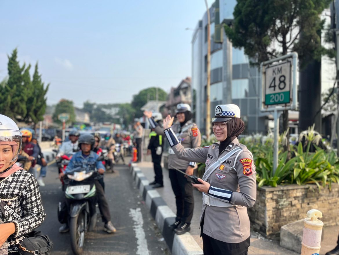 Polres Bogor Siapkan 100 Personel dan Fasilitas Keselamatan Untuk Antisipasi Kepadatan Jalur Puncak