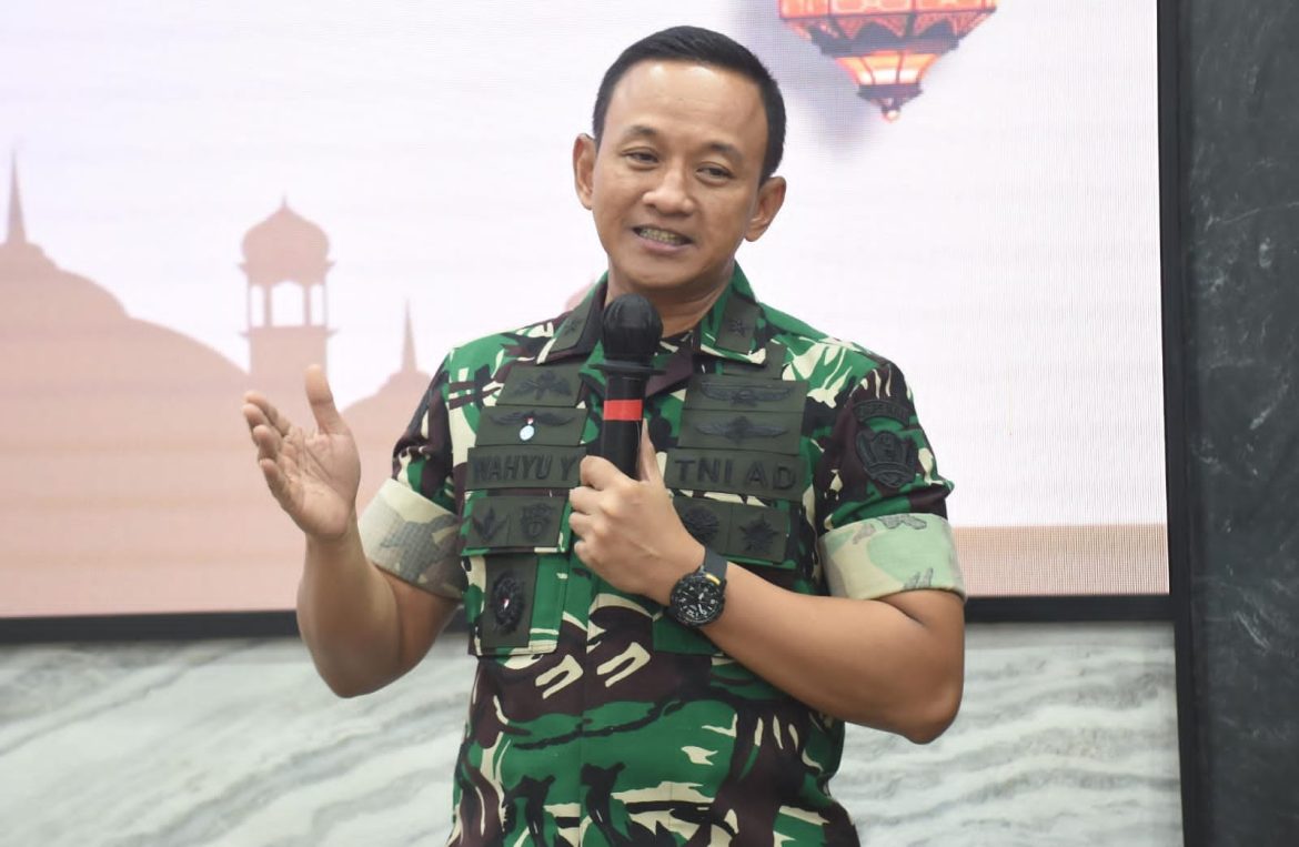 Patroli TNI AD Terus Berjalan, Komitmen Jaga Kondusifitas Bagi Warga Ibu Kota   