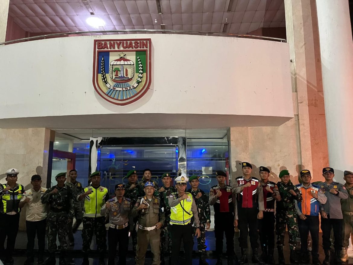 POLRES BANYUASIN LAKSANAKAN PATROLI BERSAMA MASYARAKAT MENJAGA NEGERI