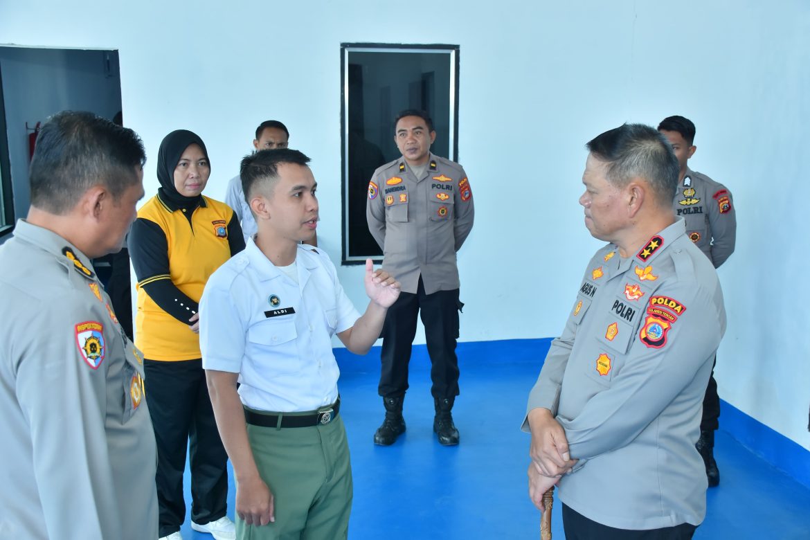Kapolda Tinjau SPPG Polda Sulteng, Pastikan Dukungan Program MBG   