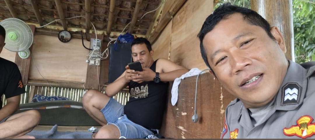 Bhabinkamtibmas Wilayah Hukum Polsek Dramaga Giat Cooling Sistem Beri Himbauan Ajak Jaga Kondusifitas Cegah Gangguan Kamtibmas   
