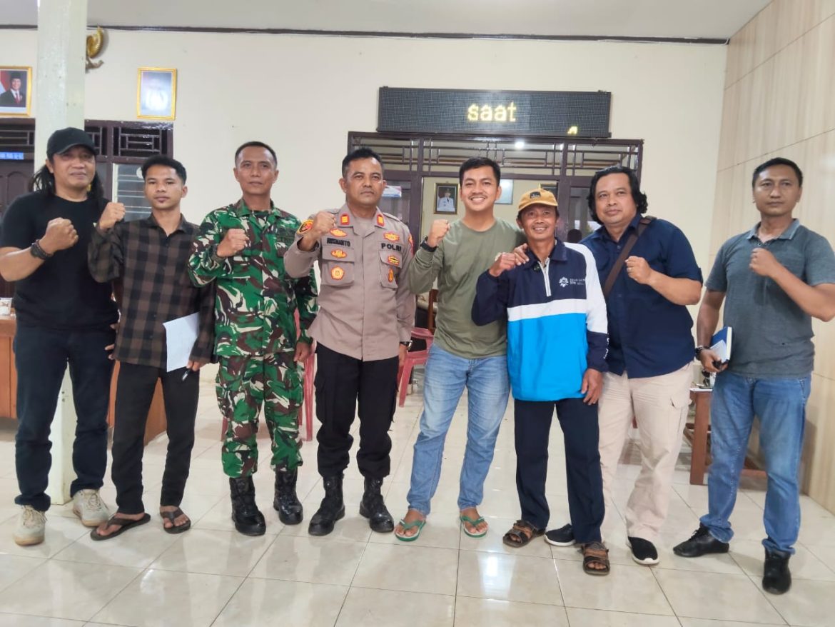 Pemdes Jawab 13 Poin Pertanyaan Dari Perwakilan Masyarakat Desa Warungpring