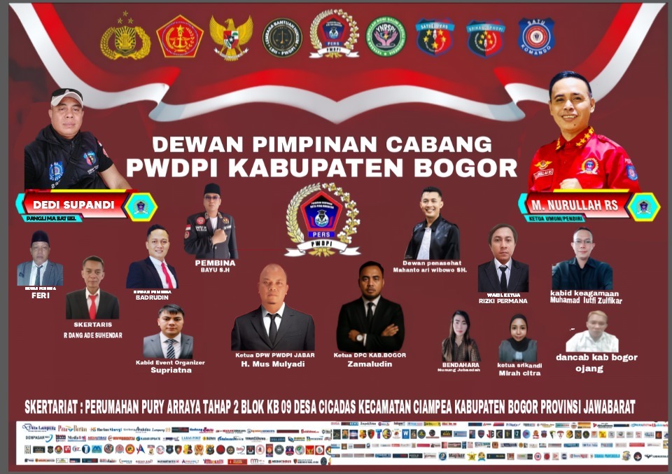 PWDPI Bogor Raya dan LPK AKI Gelar Jumat Berkah, Bagikan Ratusan Nasi Kotak di Puri Araya