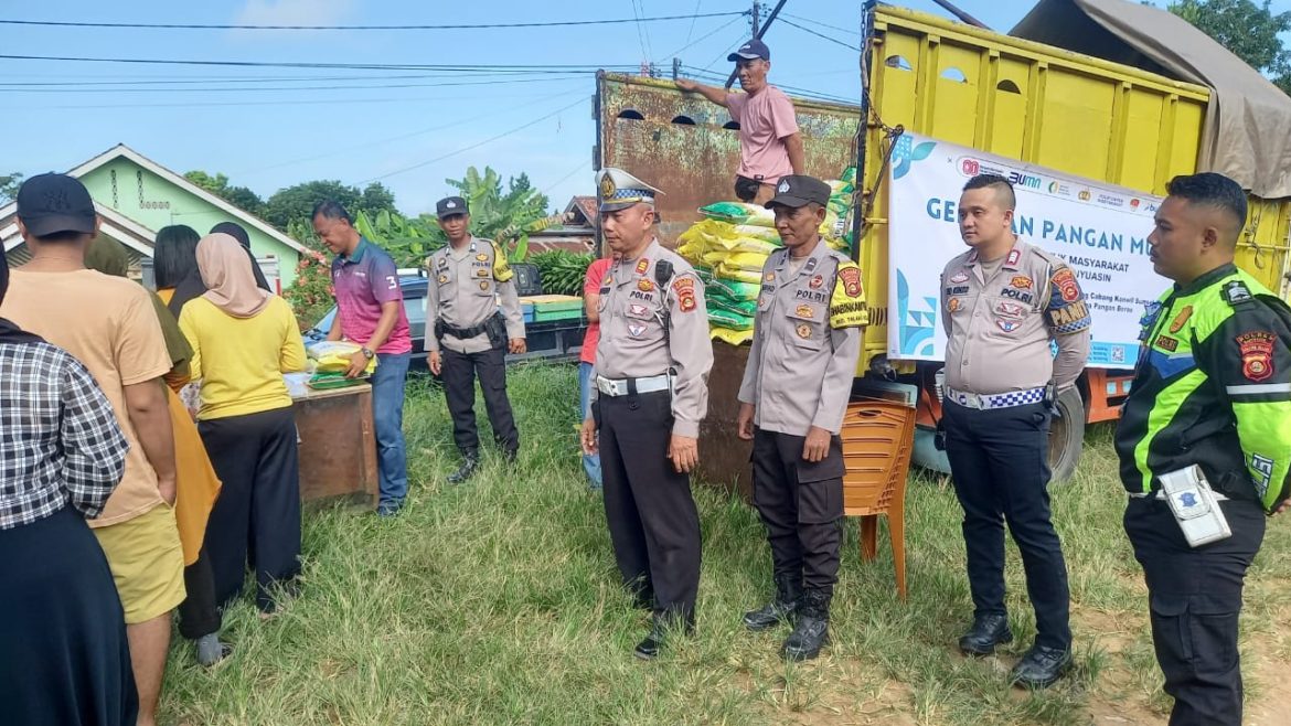 Polsek Talang Kelapa melaksanakan Gelar Gerakan Pangan Murah di Dua Lokasi sebanyak 12 ton