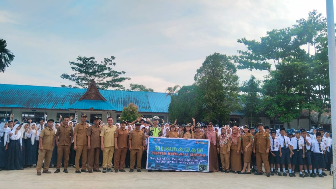 Police Goes To School: Polres Simalungun Edukasi Siswa SMP Negeri 2 Tapian Dolok Bahaya Balap Liar   