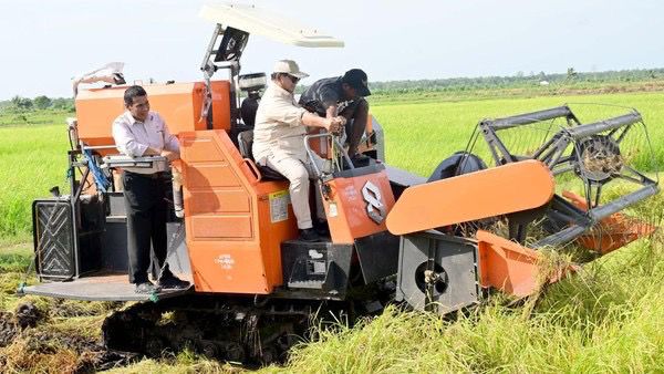 Presiden RI Apresiasi Polri yang Berdiri di Garda Terdepan Membela Petani   