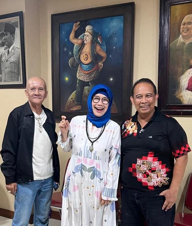 Diskusi Rutin Senin-Kamis GMRI Pun Mengapresiasi Reshuffle Kabinet Merah Putih Sebagai Upaya Presiden Untuk Berbenah   