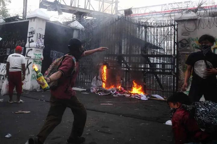 Tersangka Aditya, Mahasiswa, Mengaku Berperan sebagai “Eksekutor” dalam Aksi Rusuh 25 Agustus 2025   