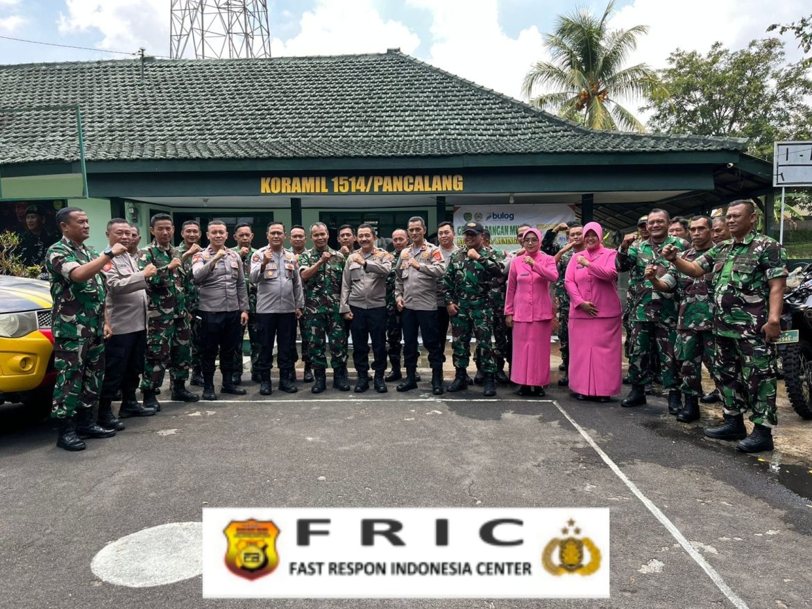 Dalam Semangat Sinergitas TNI–Polri, Kapolsek Pancalang Bersama Kapolsek Mandirancan dan Pasawahan Sampaikan Ucapan Selamat HUT TNI Ke-80 Kepada Danramil 1514 Pancalang