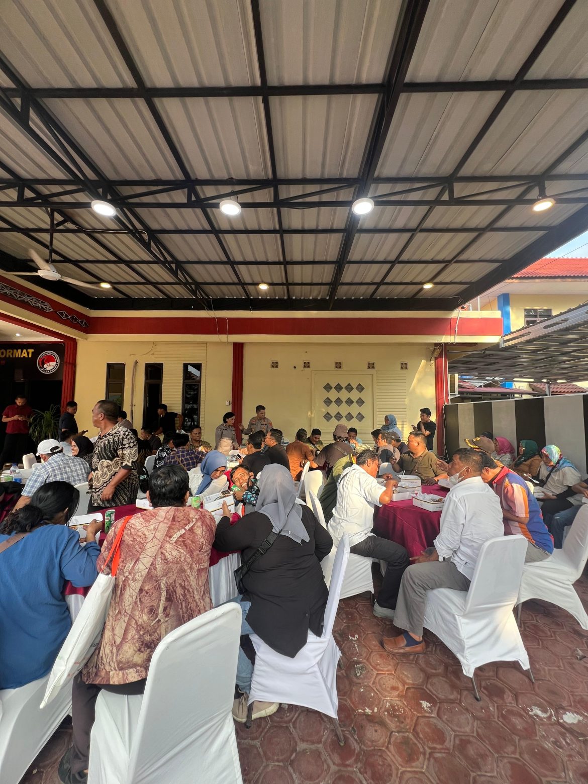 Silaturahmi Ditresnarkoba, Humas dan Wartawan Makan Bersama      