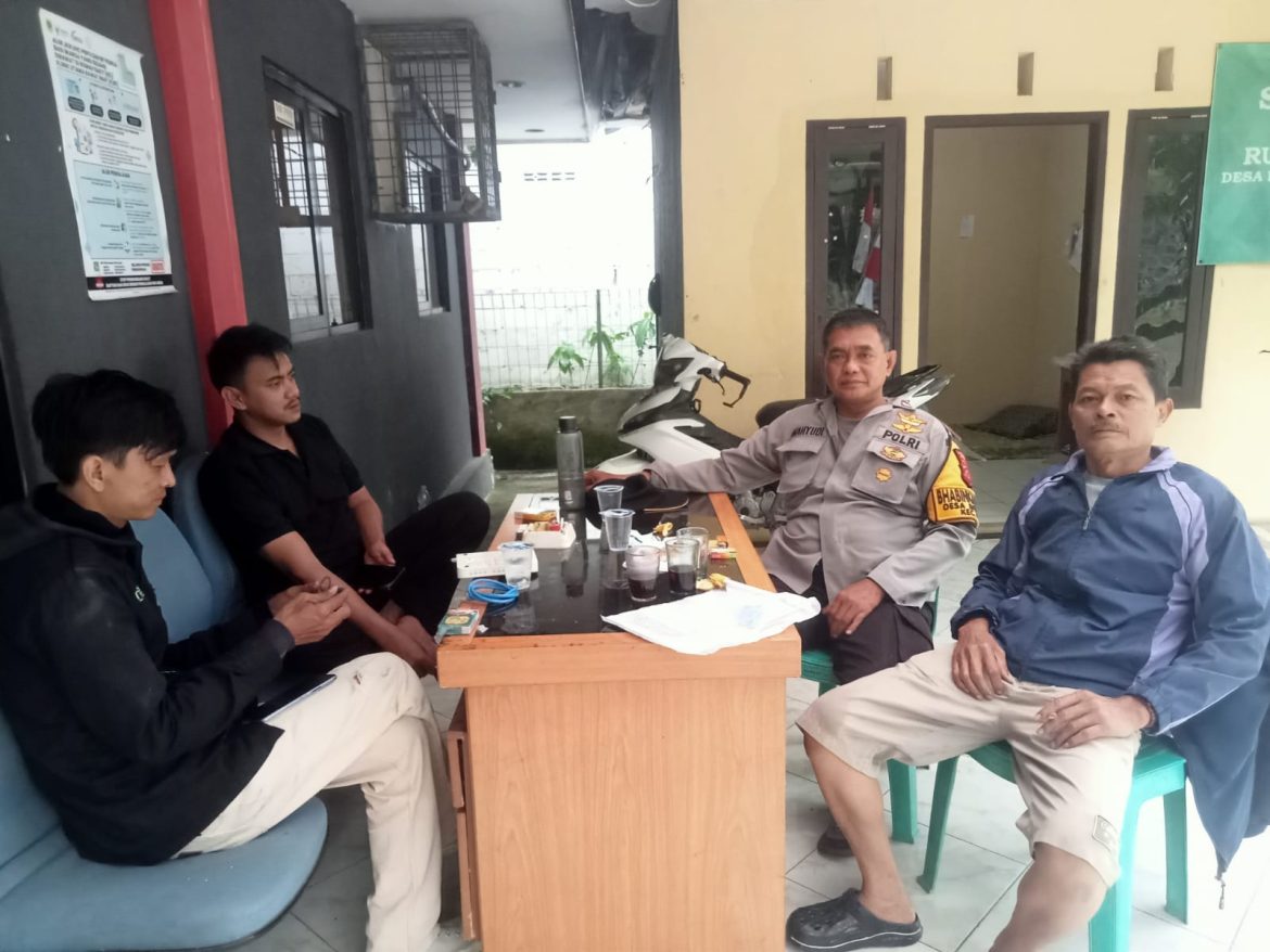 Bhabinkamtibmas Polsek Ciawi Polres Bogor Laksanakan Giat Sambang Warga untuk Jaga Kamtibmas   