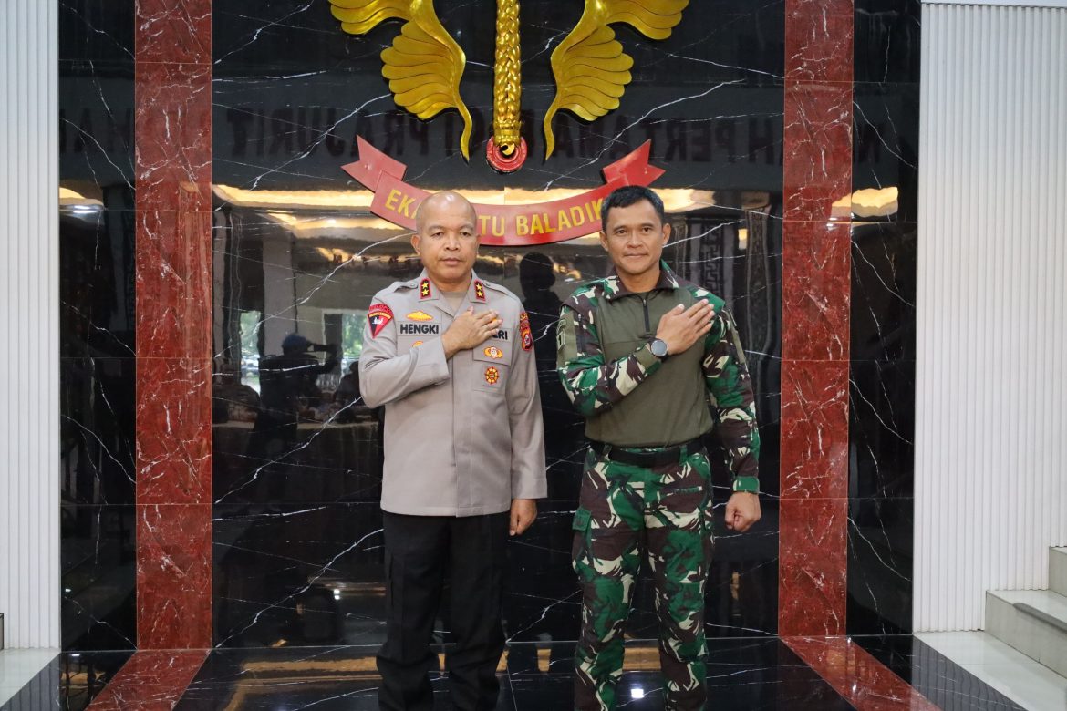 Kapolda Banten Melaksanakan Kunjungan Silaturahmi ke Grup-1 Kopassus   