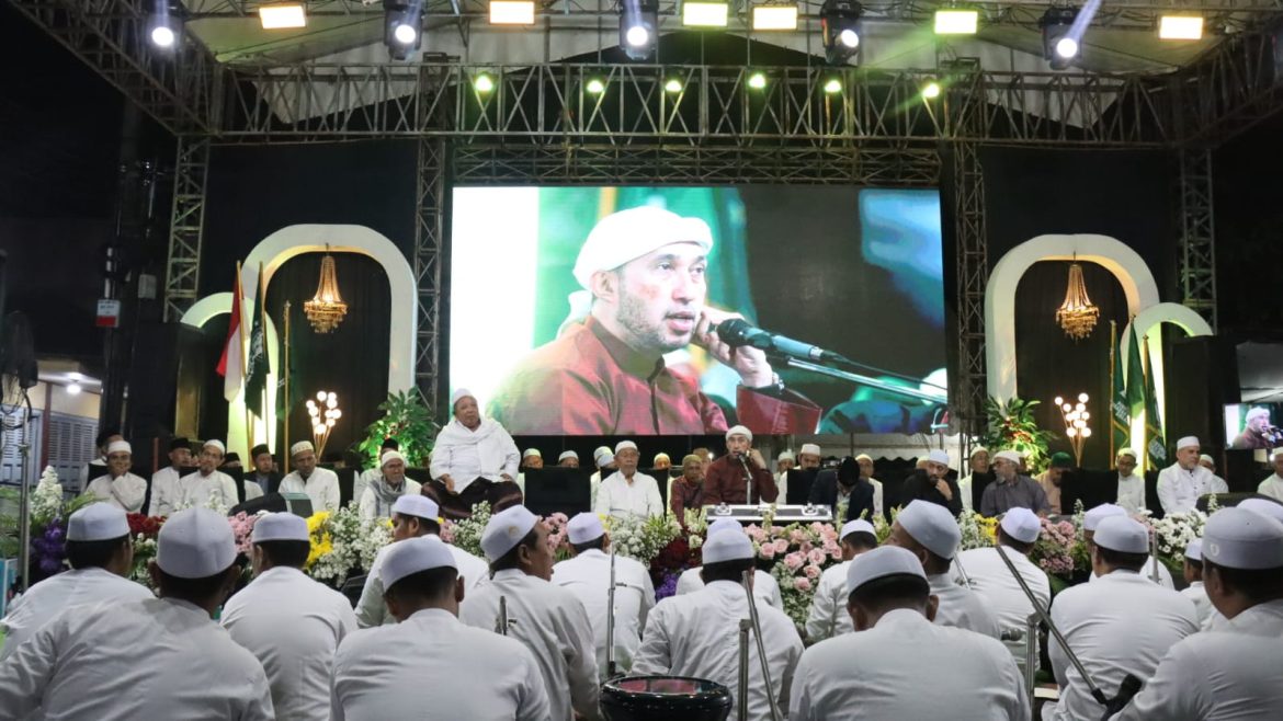 319 Personel Dikerahkan Amankan Salakbrojo Bersholawat, Ribuan Jamaah Padati Lokasi