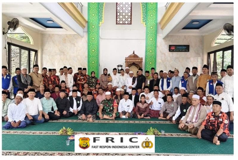 Bersinergi, Bhabinkamtibmas Polsek Parung dan Babinsa Koramil 0621/22 Beri Imbauan Kamtibmas kepada Warga   