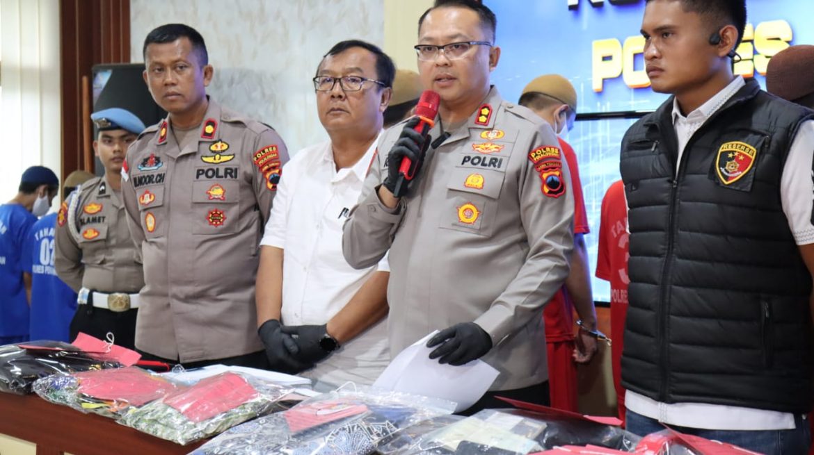 Gelar Konferensi Pers, Kapolres Pekalongan: 7 Tersangka Narkoba Ditangkap, Barang Bukti 28,73 Gram Sabu
