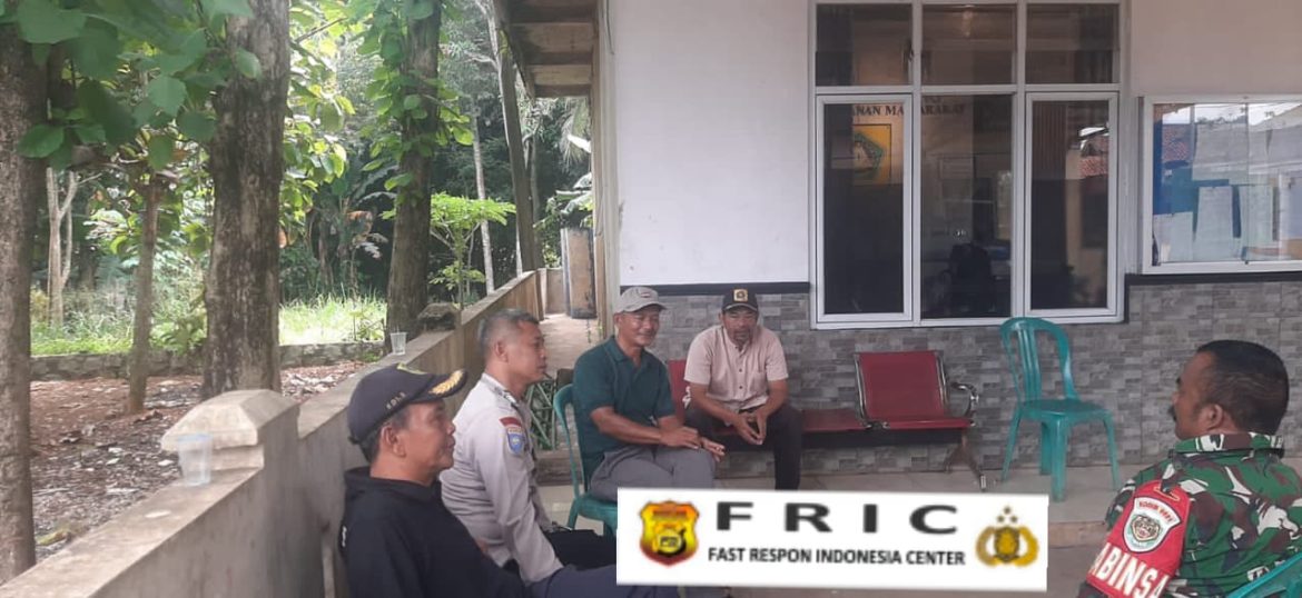 Sinergi Bhabinkamtibmas dan Babinsa Polsek Parung Jaga Kondusifitas Wilayah, Sosialisasikan Jam Malam dan Cegah Tawuran Pelajar