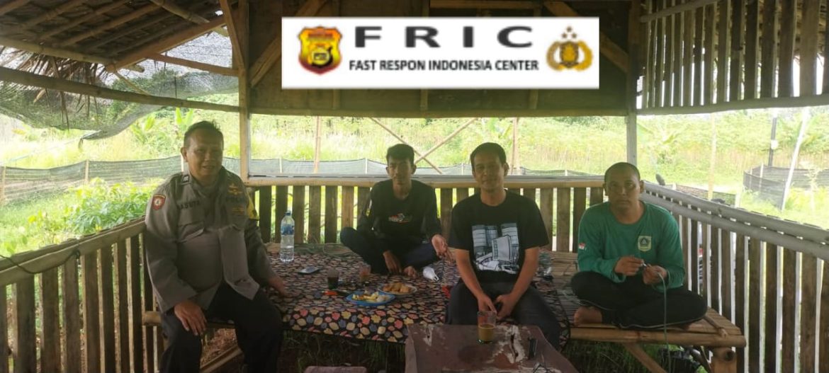 Bhabinkamtibmas Desa Mekarsari Polsek Rumpin Sambang Warga, Ajak Jaga Kamtibmas dan Ciptakan Lingkungan Aman