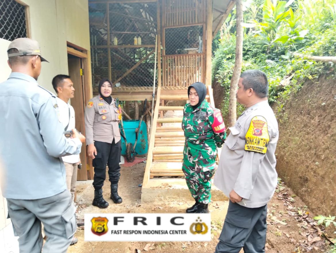 Giat monitoring Ketapang (ketahanan pangan) oleh Kapolsek dan Danramil didampingi Bhabinkamtibmas