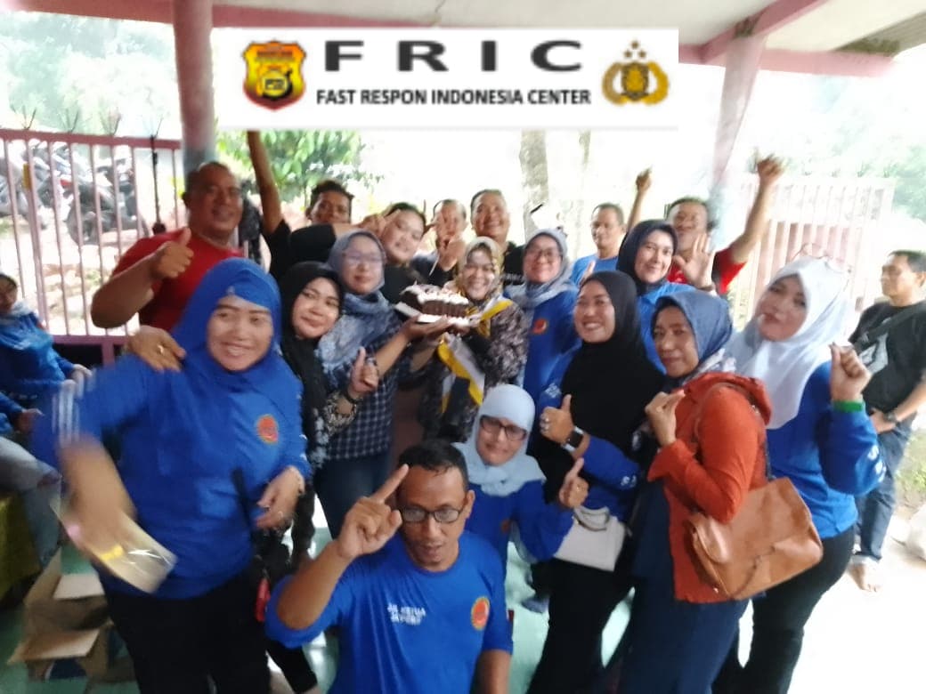 Panglima SATBEL PERS PWDPI Juga Panglima JA’PERS Hadiri Acara Kopdar Ngeliwet dan Karaokean Bareng di Villa Empang Bogor