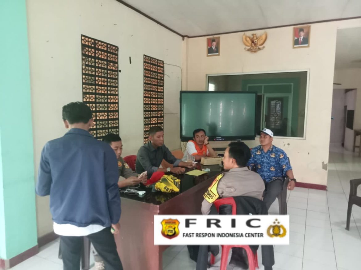 Bhabinkamtibmas Polsek Parung Jalin Kedekatan dengan Warga Desa Binaan, Ajak Cegah Tawuran dan Gangster   