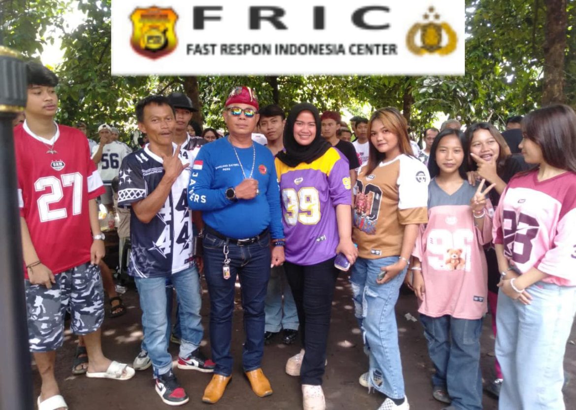 Kolaborasi Kreatif! Konveksi Lokal Sukabumi Promosikan Produk Lewat Joget TikTok   