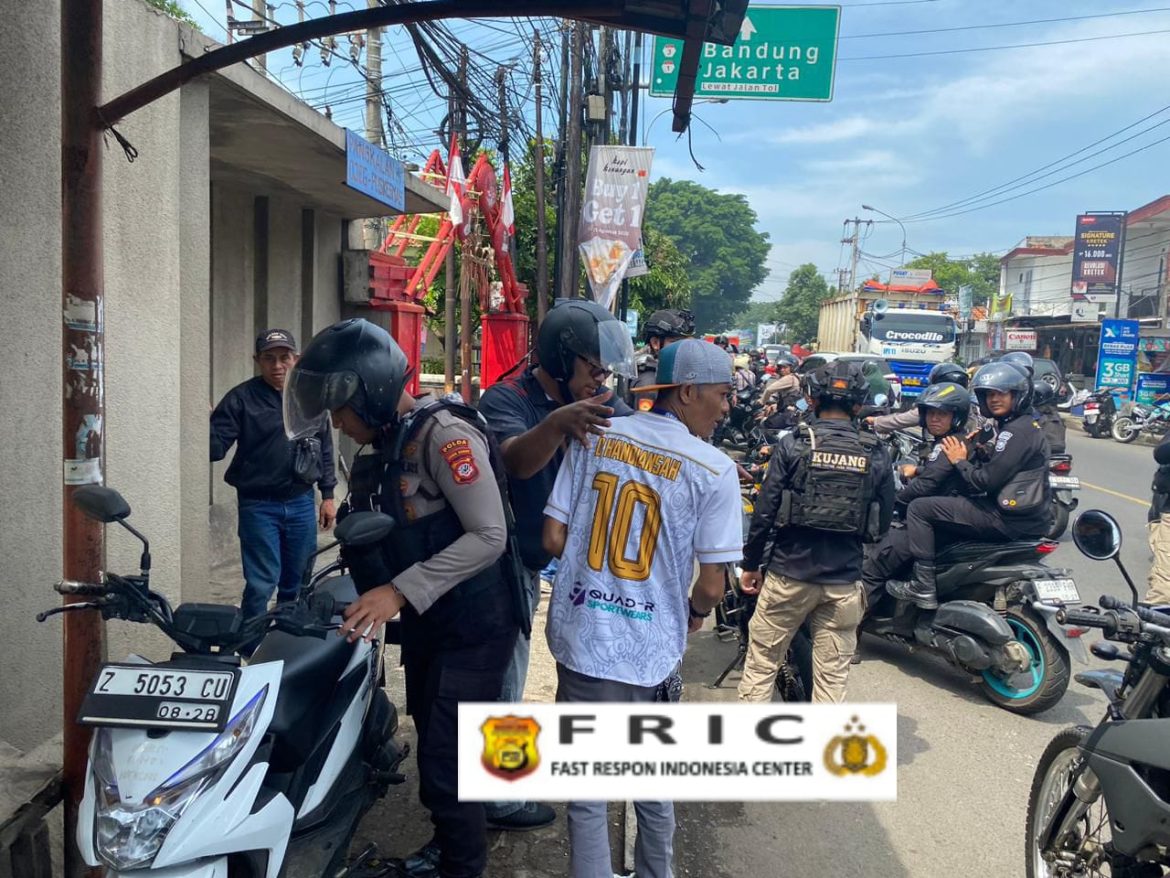 Patroli Skala Penuh di Jatinangor, Satgas Gabungan Polda Jabar All Out Berantas Premanisme   