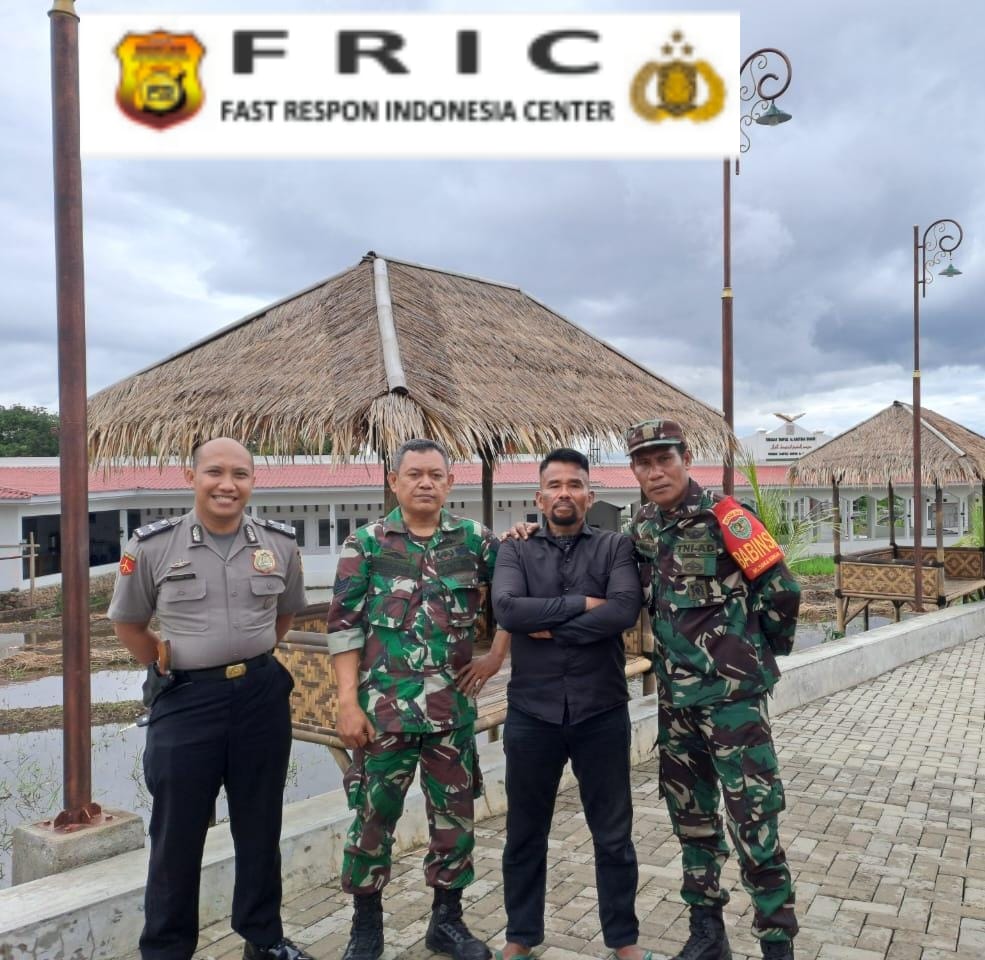 Sinergitas TNI–Polri, Bhabinkamtibmas Polsek Cijeruk dan Babinsa Sambang Warga Desa Sukaharja   