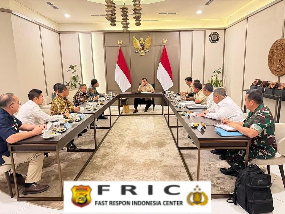 Presiden Prabowo Pimpin Rapat Khusus di Halim Sebelum Bertolak ke Australia   