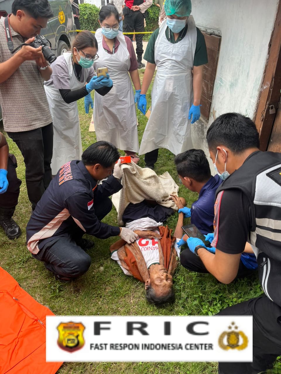 Unit Reskrim Polsek Ciruas Gercep’ ke Lakasi Penemuan Jasad Pria diPinggir Jalan