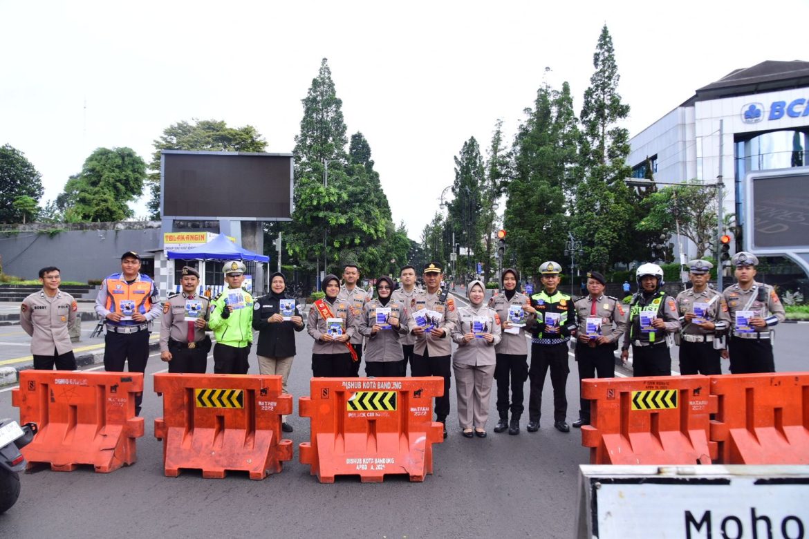 POLRESTABES BANDUNG GELAR SOSIALISASI SPMB SMA KEMALA TARUNA BHAYANGKARA DAN PENERIMAAN BINTARA BRIMOB TA. 2026   