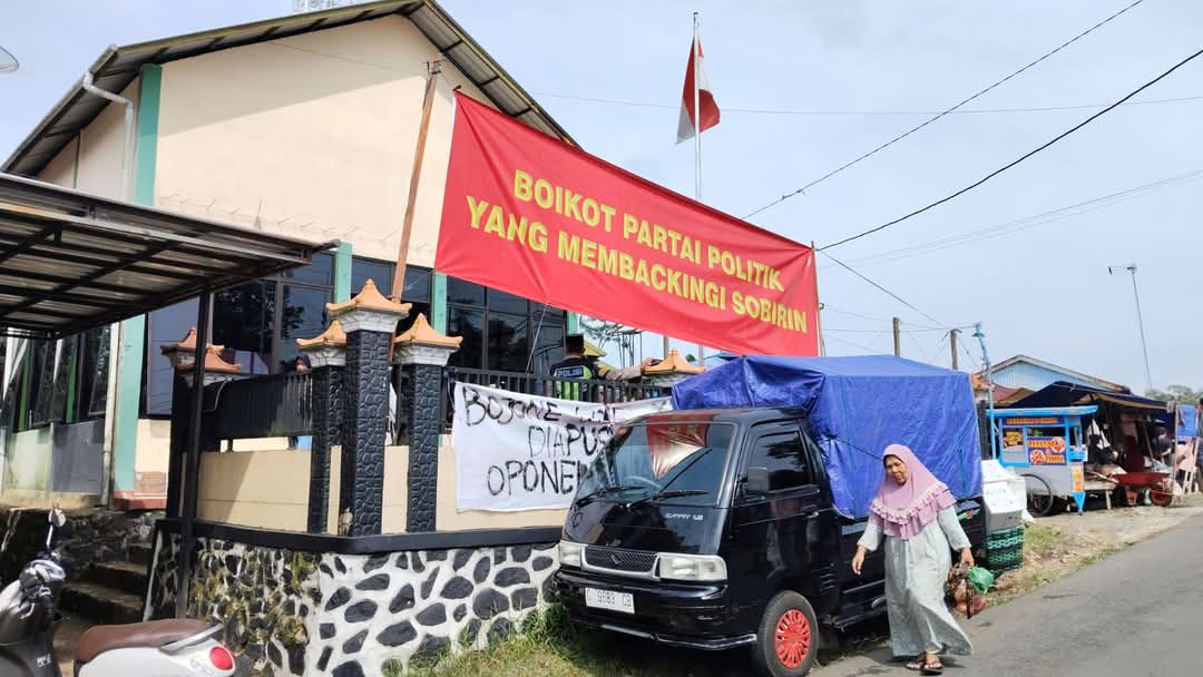 Efek Dasyat “Apem Tetangga”, Kades Kambangan Terdesak Hingga Akhirnya Mengundurkan Diri