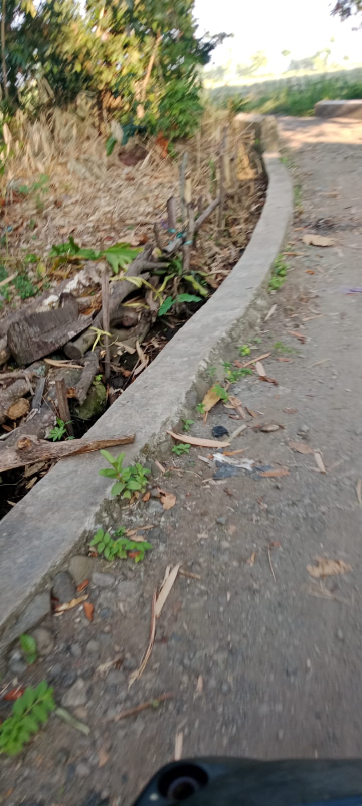 Proyek Talud Blok Makam Dawa Desa Balaradin Diduga Sarat Korupsi