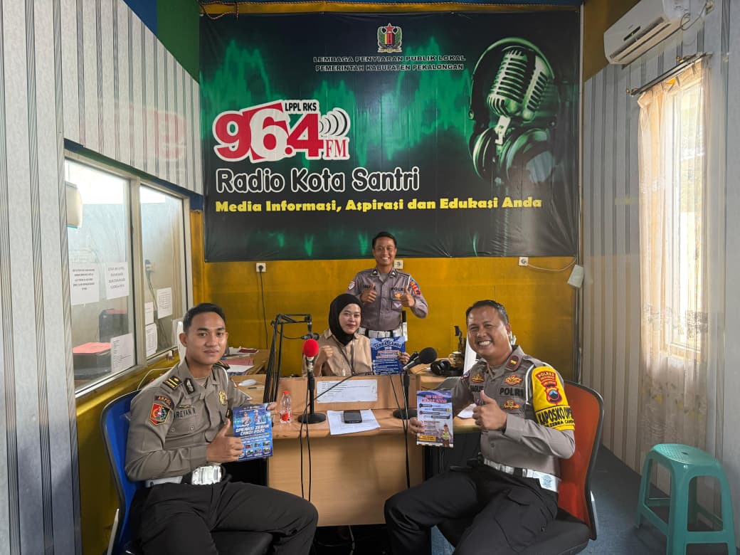 Langsung dari Udara! Sosialisasi Operasi Zebra Candi 2025 On Air di Radio
