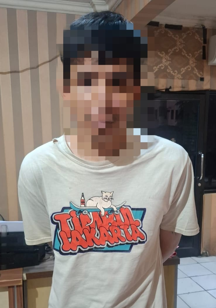 OPS SIKAT JAYA 2025, POLRES METRO DEPOK AMANKAN PELAKU PENCURIAN KOTAK AMAL DI MUSHOLA AL-IKHLAS