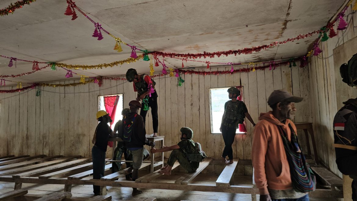 Jaya Sakti Peduli, TK atau Pos Agapa Dukung Perayaan Natal dan Tahun Baru dengan Membantu Dekorasi Gereja di Kendetapa