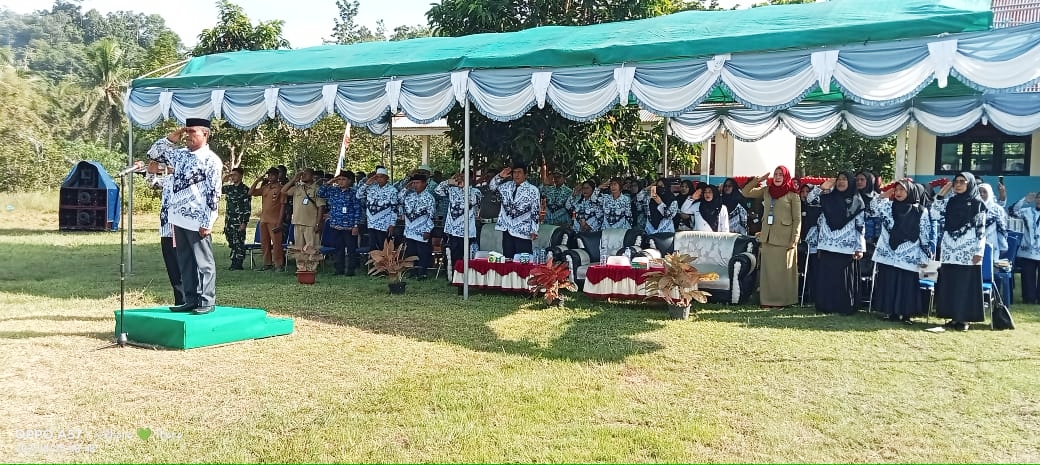 PGRI Jailolo Selatan Gelar Upacara HGN dan HUT ke-80, Komitmen Tingkatkan Mutu Pendidikan dan Kesejahteraan Guru