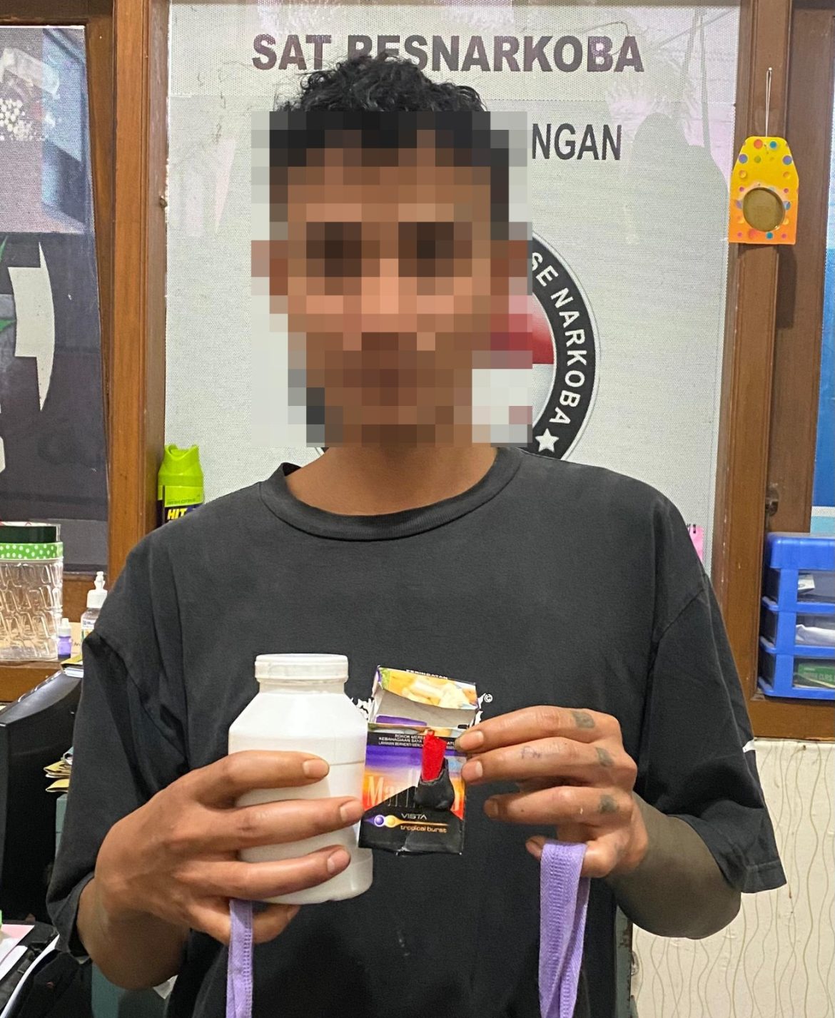 Edarkan Sabu dan 1.000 Butir Obat Keras, Buruh Proyek Asal Batang Dibekuk di Karangdadap