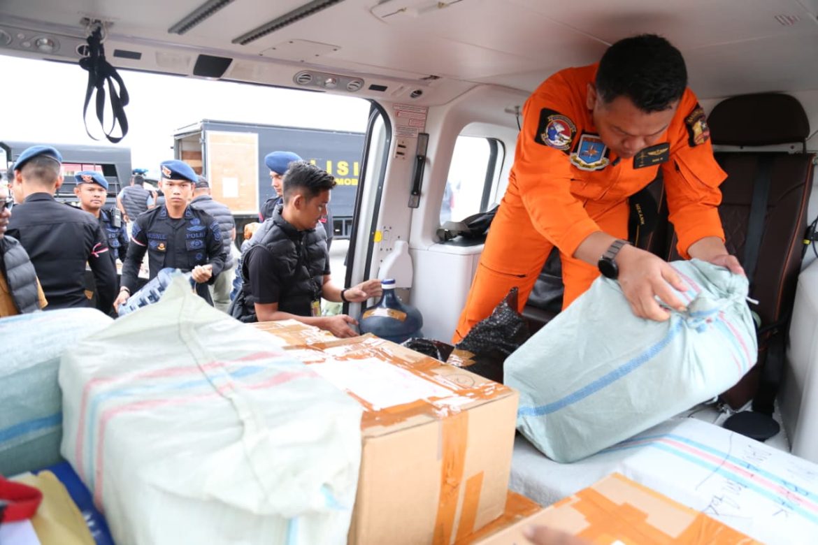 Polda Aceh Kembali Kirimkan Bantuan dan Nakes untuk Korban Banjir di Aceh Tamiang